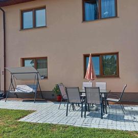 Apartment OrMarić, hotel in Otočac