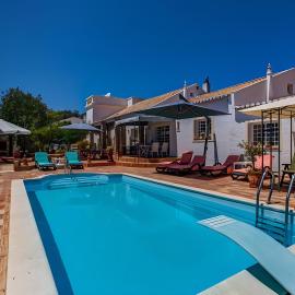 Quinta Velha by GT House