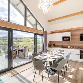 4 Bed in Berriew oc-t31114