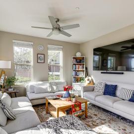 Central SD Hub! 2BR w/ Home Office, Community Pool