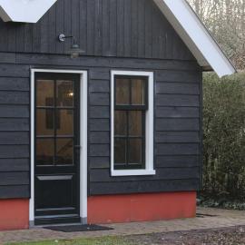 Het Verborgen Jagershuisje, hotel di Wedde