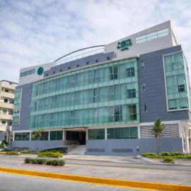 Hotel Puerto Pacifico Guayaquil Airport, hotel di Guayaquil