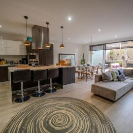 Viesnīca Spacious Seaside Sanctuary in the heart of Sliema with an outdoor terrace, in the perfect location Sliemā