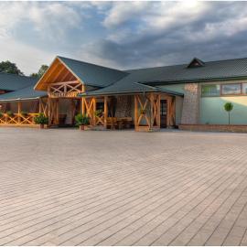 Kryształowa poddasze, hotel in Józefów