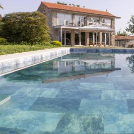 CASA DE DENTRO - Heritage & Serenity Retreat, hotel u gradu Felgueiras