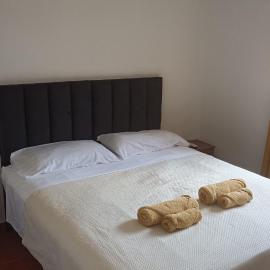 Descanso Perfecto Ruta 34, Wifi, Cochera e Ideal para Viajeros, 3 personas, Hotel in Fernández