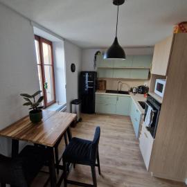 Appartement 15 min Metz et 20 min Luxembourg avec parking, hotel in Talange