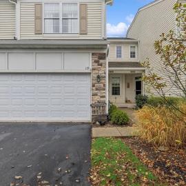 Peaceful home in Chicago suburbs, hotel i Volo
