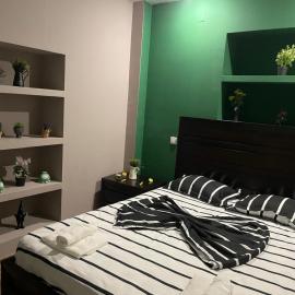 Huge apartment in Old Town for up to 9 people