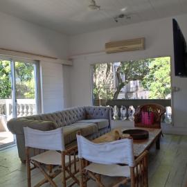 Casa Centrica en Colonia - Vistas Abiertas y Patio Natural, khách sạn ở Colonia del Sacramento
