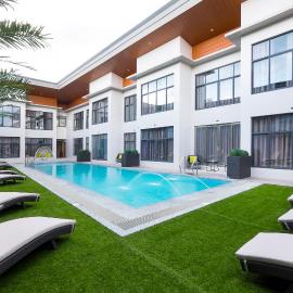 Watergate Boutique Hotel, хотел в Бутуан
