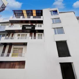 Super Townhouse Railway Road Katra Formerly The Amro, hotel in Katra