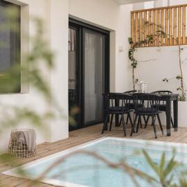 KEFI Paleros - Modern apartment with mini pool in the heart of Paleros