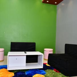 Reasonable Room and Suite near Airport, cc2, ecopark Kolkata, hotelli kohteessa kolkata