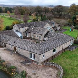 Luxury Barn - Hot Tub, Views, Stunning Location! - Pass the Keys, hotel u gradu Barnard Castle