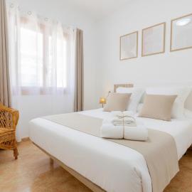 Sunny Beach Apartment in Santa Pola Minimum 11 nights