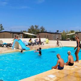 Camping Tikayan Félix de la Bastide - Maeva, hotel in Saint-Mitre-les-Remparts