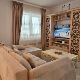 Rowlands Way 3, hotel sa Ţegheş