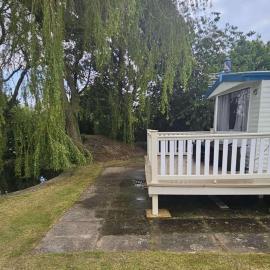 Caravan - Sleeps 6 - Pets Ok - Parking
