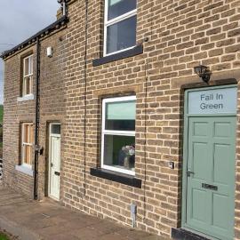 Fall in Green, hotel in Haworth