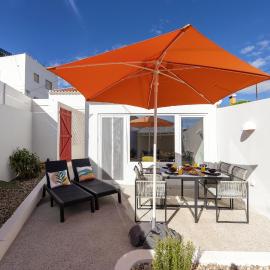 The Bliss House โรงแรมในโลรินญา
