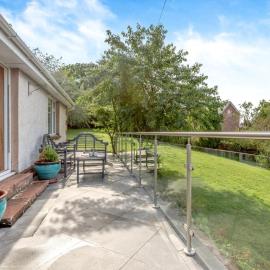 4 Bed in Penrith oc-sz103