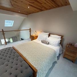 Sessaigh lake studio, hotel in Dunfanaghy