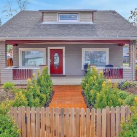 Home Squared-Downtown with Fire Pit
