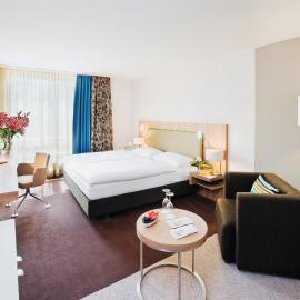 Mövenpick Hotel Zürich-Regensdorf, hotel in Regensdorf