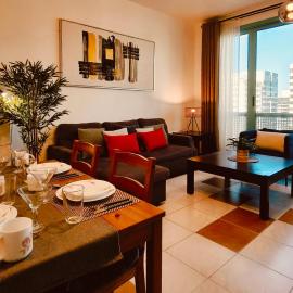 One Guest Place Deluxe Room near the Beach, hotel in Abu Dhabi