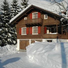 Apartment Chalet Bacchus - EG by Interhome