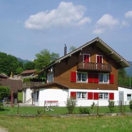 Apartment Haus Landhuisliweg by Interhome, hotell sihtkohas Giswil