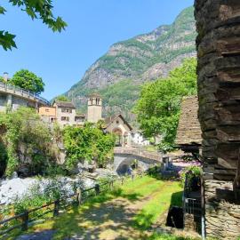 Apartment MAva -Haus mit Blick aufs Wasser by Interhome, hotel in Cevio