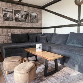Ottobeurens Schmuckstück - FeWo mit E-Ladenstation - ACHAT, hotel em Ottobeuren