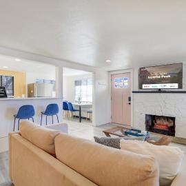 Ivywild Peak Mountain Escape with Scenic Views