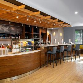 Courtyard by Marriott Jacksonville I-295/East Beltway, khách sạn ở Jacksonville