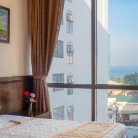 Holiday Central Nha Trang
