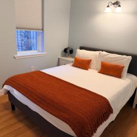 Spacious One Bedroom Apartment in University City Walk to Drexel&Near UPenn, hotel a Filadèlfia