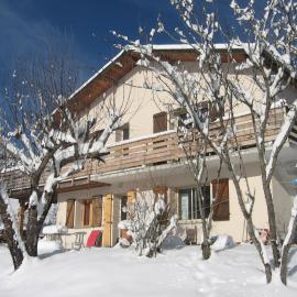 Les Elfes, Hotel in Saint-Jean Montclar