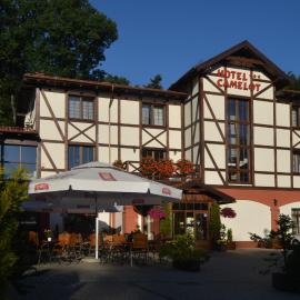 Hotel Camelot, hotel sa Szczawno-Zdrój