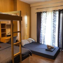 3 mins from Airport Pool Access Wi-Fi TV gym, hotel din Pajo