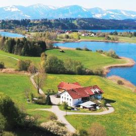 Ferienhof Endras direkt am See, Hotel in Waltenhofen
