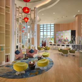 Grand Mercure Danang - 10 minutes to Airport & 200m to Bach Dang Walking street، فندق في دا نانغ