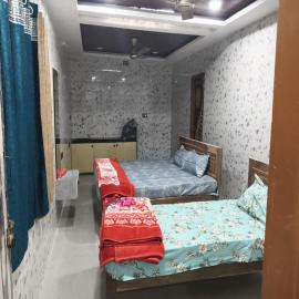 Tunga sadan, hotel in Mādhavaram