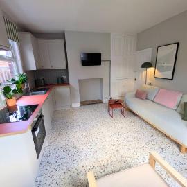 Tranquil flat in vibrant Nether Edge, hotel em Nether Edge