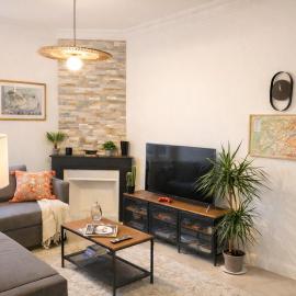 M128 Joli T3 spacieux et moderne, hotel v destinaci Annemasse