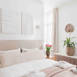 Cozy Traditional Dutch City Apartment close to Amsterdam & Tulips, hotel sa Purmerend