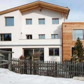 Apartment Chesa Grusaida by Interhome – hotel w mieście Champfer
