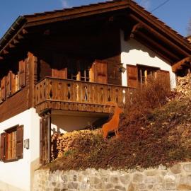 Holiday Home Ferienhaus Stutz Hausteil rechts by Interhome, viešbutis mieste Küblis