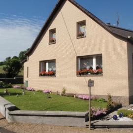 Apartment Resi Lux in Niederehe by Interhome